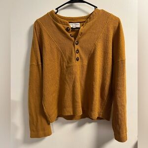 Madewell brown long sleeve cropped top 1/4 button up